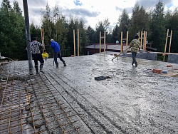 Дом из керамзитобетонных блоков 450 м² с облицовкой - детальное фото